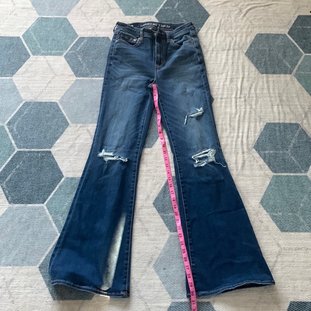 American Eagle Distressed Jeans
